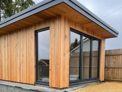 Aluminium bi-fold doors